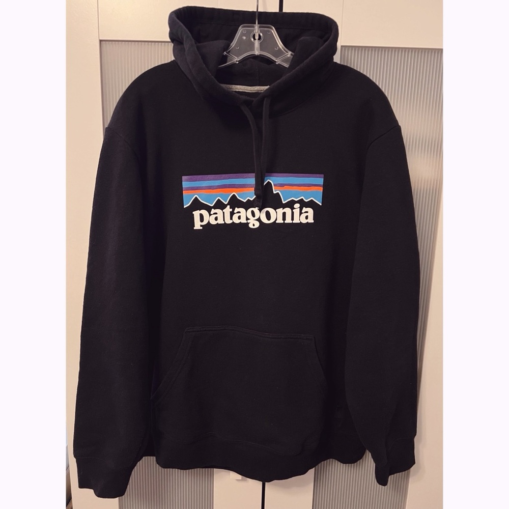 Patagonia Black Hoodie with Multicolor P-6 Logo Uprisal  Size M